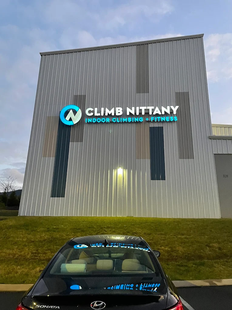 Climbing wall