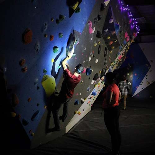 Climber setting hold